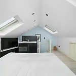 Nine Elms Modern Studio Apartments